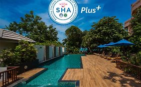 โรงแรมสายลม (SHA Plus+)